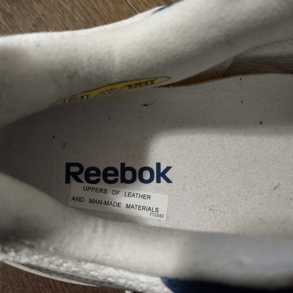 Reebok Women's White Blue Leather upper running shoes size 9 - Picture 9 of 10